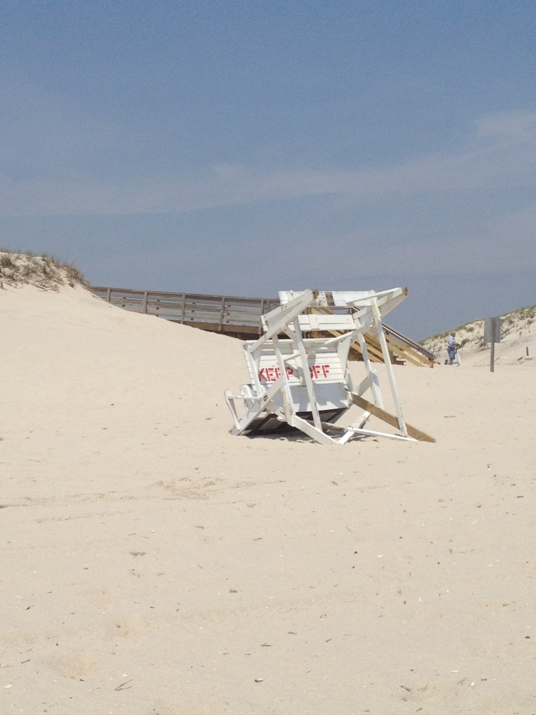 Jersey Shore viewing of a lifeguard post knocked down